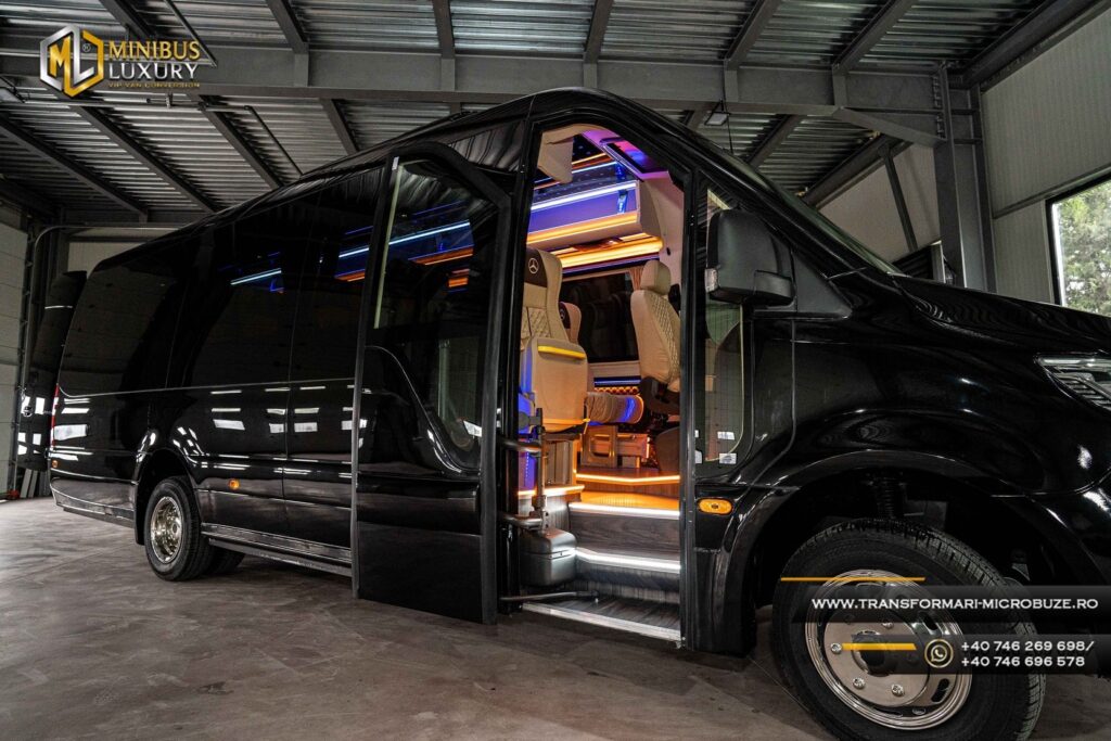 Vanzari microbuze Mercedes Sprinter 519 19+1+1 locuri din stoc