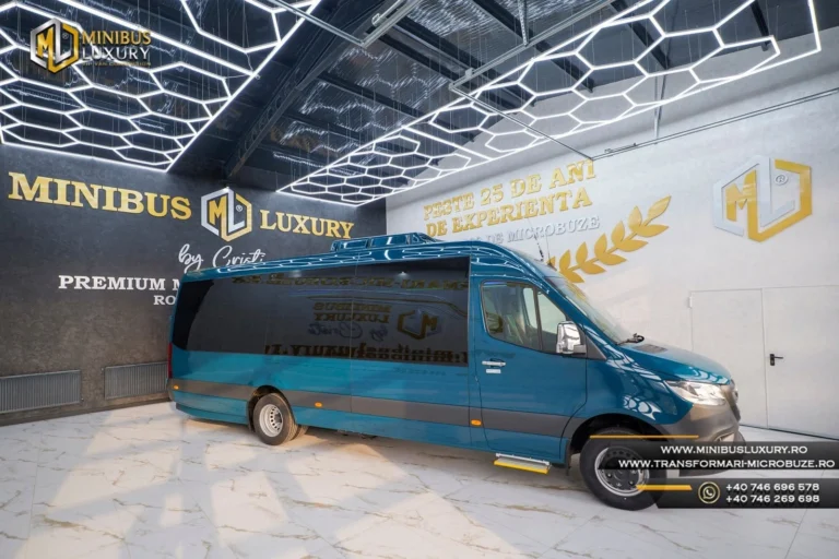 exterior Mercedes Sprinter transformat pentru transport persoane - transformari microbuze Minibus Luxury